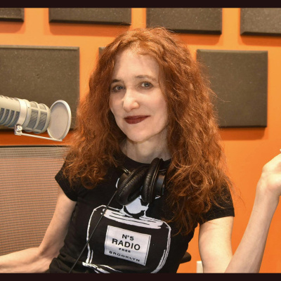 Dr. Lisa Gives A Sh*t