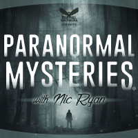 RWD} Black Triangle Drops Predator-like Entities, Alien-Human Hybrids  Strange Beings (ep258)
