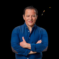 MANUEL CARRASCO amplia su gira de conciertos en España