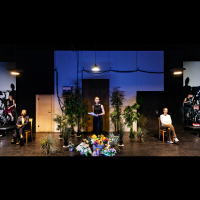 Premiere: Kein Weltuntergang an der Schaubühne