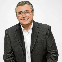 Remembering Michael Robinson