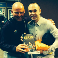 World Cup 2010 Revista #1: Whats Eating Andrés Iniesta?