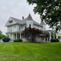 Metro-east school districts efforts to renovate an historic late 1800s home