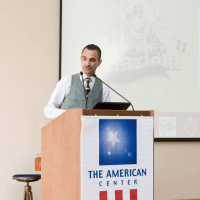 Peter Loggins: Enough with the shoebox mentality
