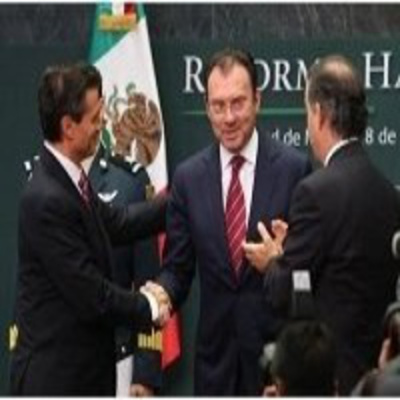 Mesa De Análisis Político, Con Nino Canún.