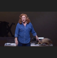 Kathleen Turner: “Red Hot Patriot”, 2014