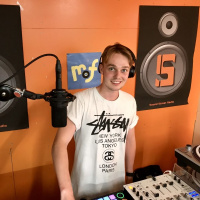 F 25 : DJ Fyre & Hyper C Again! Show