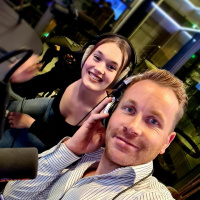 Radio interview @ExxacxtRadio over ons bijzondere bedrijf Portretmakers.