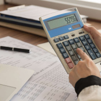 Episode 48: Property Management Bookkeeping, Featuring Taylor Hou of APM Help