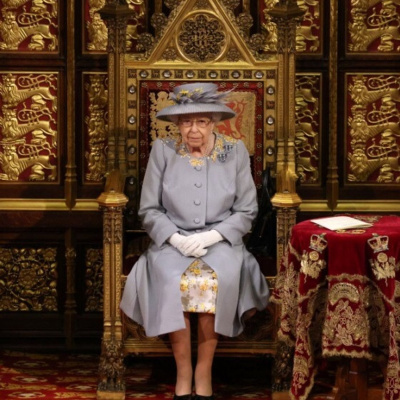 Pod Save The Queen