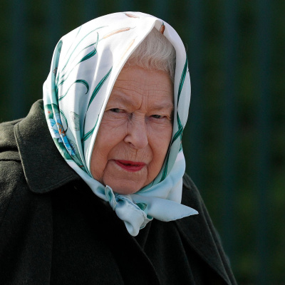 Pod Save The Queen