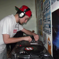 SNS Online Series 1 - Tom James