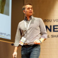 Συζήτηση για τον επαγγελματικό προσανατολισμό, την καριέρα, και πολλά άλλα σχετικά θέματα με τον Σπύρο Μιχαλούλη της Orientum