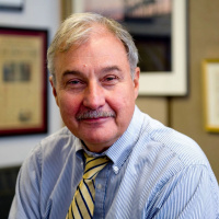 BUCOMgrad Podcast: Business  Economics Journalism with Prof. Lou Ureneck