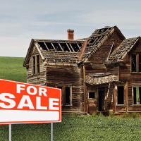 CREEPY REAL ESTATE EXPERIENCES