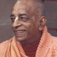 Initiations  Gayatri of Devotees Going to London -August 11, 1968 - Montreal