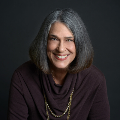 Lynn Cullen Live