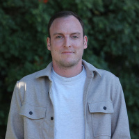 Behind the Headlines with Isaac Saul of Tangle: Running and Monetizing a Media Newsletter