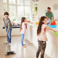How to negotiate the division of household chores!