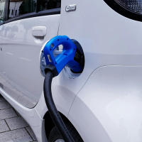 Would EV charger rentals encourage more buyers?