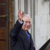 Royal Teilifís Éireann! - Reaction to RTÉ airing King Charles coronation