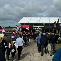 Does social media glamourise farming? - Henry McKean Reports