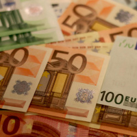 Should we talk openly about salaries?