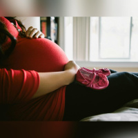 Making Babies: Going into labour at home