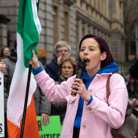 Senator Eileen Flynn says taxi driver refused to bring her home to halting site