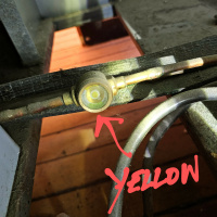 Monthly HVAC/R Tips: Why Is The Sight Glass Yellow On My Refrigeration System?