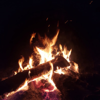 Balade Nocturne #2 - Au coin du feu