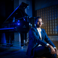 PEG INTERVIEWS LEONARDO - THE SPACE PIANIST