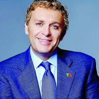 Episódio 164: Dr. César de Paço arrasa wikipedia, pensadores da internet, Coldplay