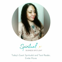 Interview with Tarot Reader Emilie Muniz