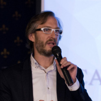 Ep. 80 Remando en la Arena hoy Ángel lechas nos comparte el Amor por el Marketing Digital