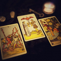Ep. 2 - TAROT