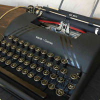 Funness of Typewriters (for writers and others)