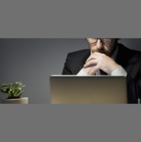 Blogcast: Pricing Professionals have “Trained Incapacity”