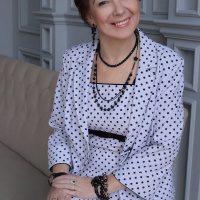 Larissa Robins with lubov Nuzhnaya