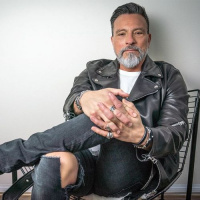 Power Lunch with Laura - Erwin McManus: The Hurt May Not be Your Fault, but the Healing is Your Responsibility.”