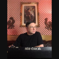 Trashware: Mike Connelly