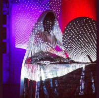 In Conversation with Suzy Poling (Pod Blotz)