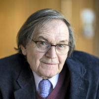 Sir Roger Penrose | Evaporating Black Holes  Hawkings Points