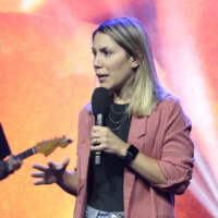 #436 - O que Move o Céu (Priscila Costa)