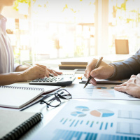 6-11: Manejo fiscal y situación social de nuestro país.