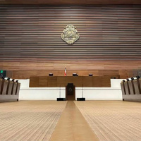 1-11: Comisiones legislativas elevan la temperatura política.