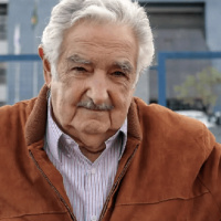 14-5: Fallece José “Pepe” Mujica.