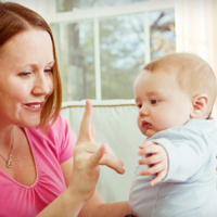 Comunícate con tu bebé gracias a los baby signos