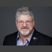 Rebuilding 005 with guest host Brad Neufeld