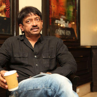 RJ Kaavya reads FB messages 13th Link